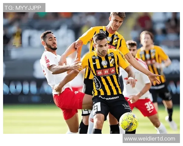 瓦尔韦克主场迎战布雷达双方争夺关键三分的激烈对决