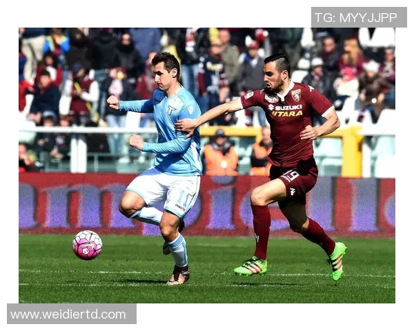 都灵主场迎战弗罗西诺内争夺意甲宝贵三分的激烈对决