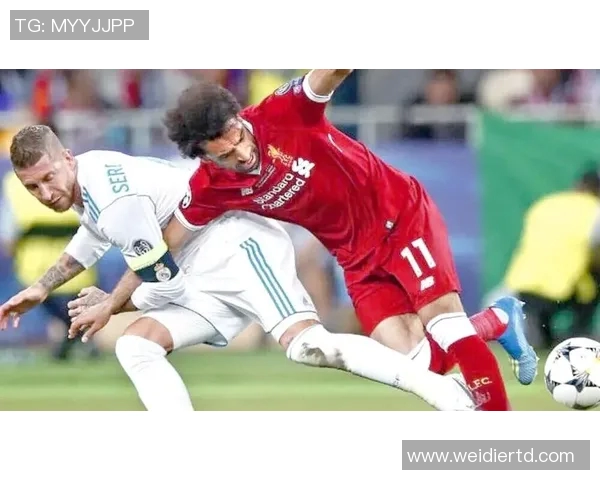 利物浦与皇马精彩对决录像回放全程分析与精彩瞬间回顾 利物浦与皇马精彩对决录像回放全程分析与精彩瞬间回顾