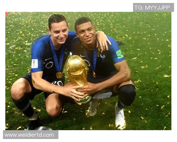 今日聚焦葡萄牙与法国的精彩对决期待两队展现足球魅力与激情 今日聚焦葡萄牙与法国的精彩对决期待两队展现足球魅力与激情