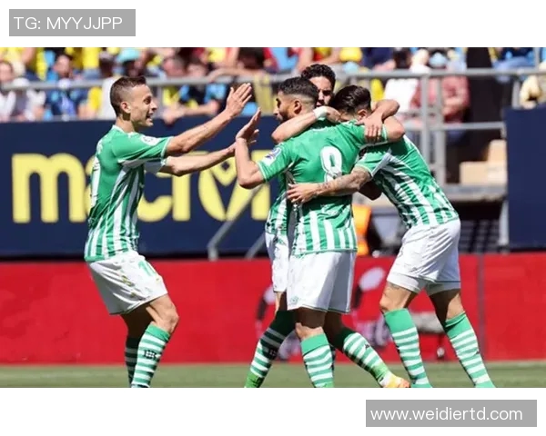 博阿维斯主场迎战本菲卡双方争夺关键三分激战一触即发 博阿维斯主场迎战本菲卡双方争夺关键三分激战一触即发