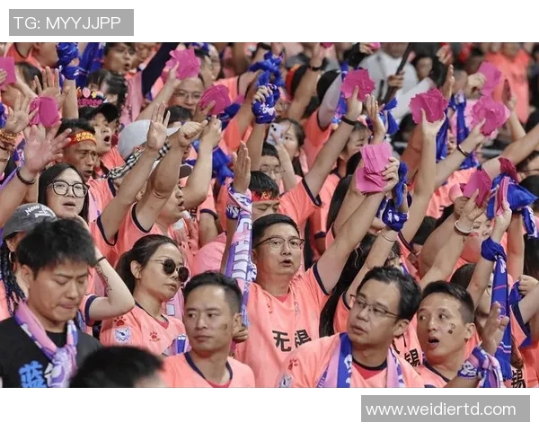 欧冠门票系统崩溃数万球迷排队长达12小时争抢梦幻门票 欧冠门票系统崩溃数万球迷排队长达12小时争抢梦幻门票