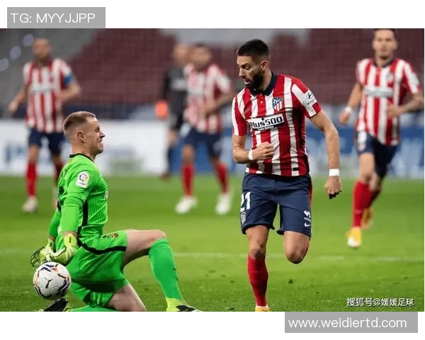 玻利瓦尔与卡利的激烈对决揭示足球战术与团队精神的较量 玻利瓦尔与卡利的激烈对决揭示足球战术与团队精神的较量